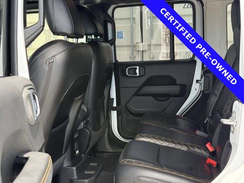 Used 2021 Jeep Wrangler Unlimited Sahara AWD/4WD image 14