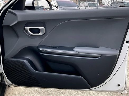 Used 2025 Kia K4 LXS image 20