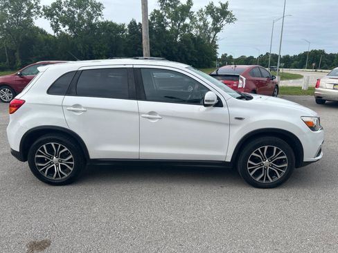 Used 2016 Mitsubishi Outlander Sport ES AWD/4WD image 4