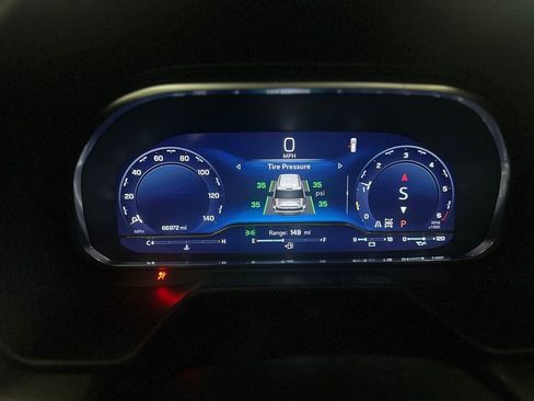 Used 2023 Chevrolet Tahoe Z71 w/ Luxury Package image 5