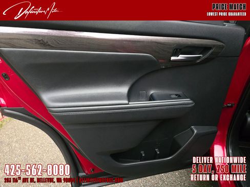 Used 2021 Toyota Highlander Platinum image 24