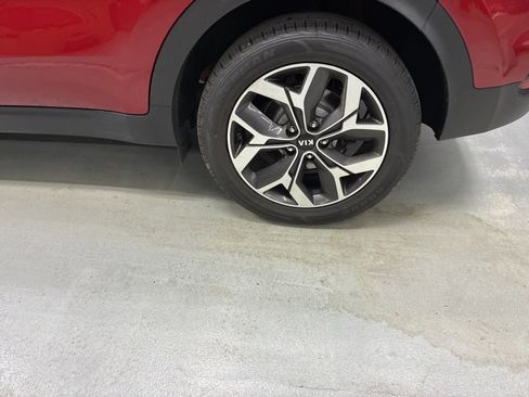 Used 2022 Kia Sportage EX image 30