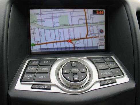 Used 2010 Nissan 370Z Touring w/ Sport Pkg RWD image 22