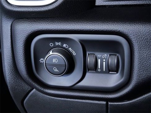 Used 2022 RAM 2500 Laramie image 28