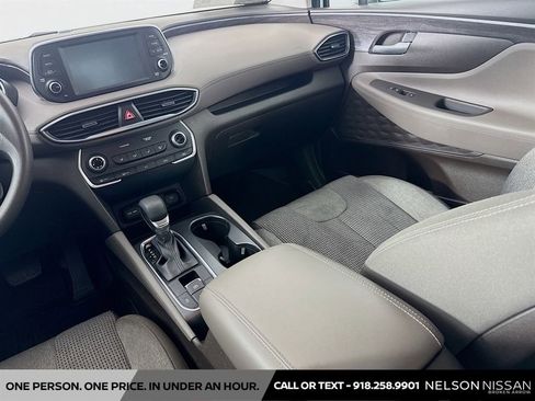 Used 2019 Hyundai Santa Fe SE FWD image 21