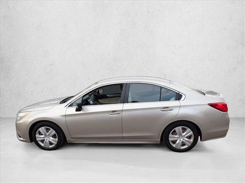 Used 2016 Subaru Legacy 2.5i AWD/4WD image 2
