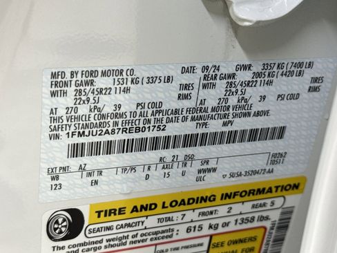 Used 2024 Ford Expedition Limited image 35