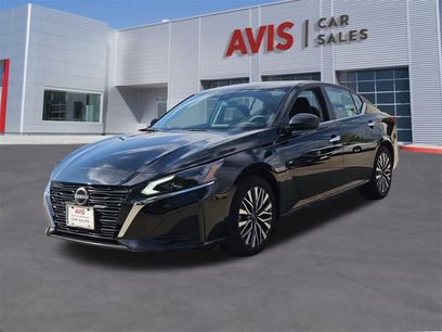 Used 2024 Nissan Altima 2.5 SV