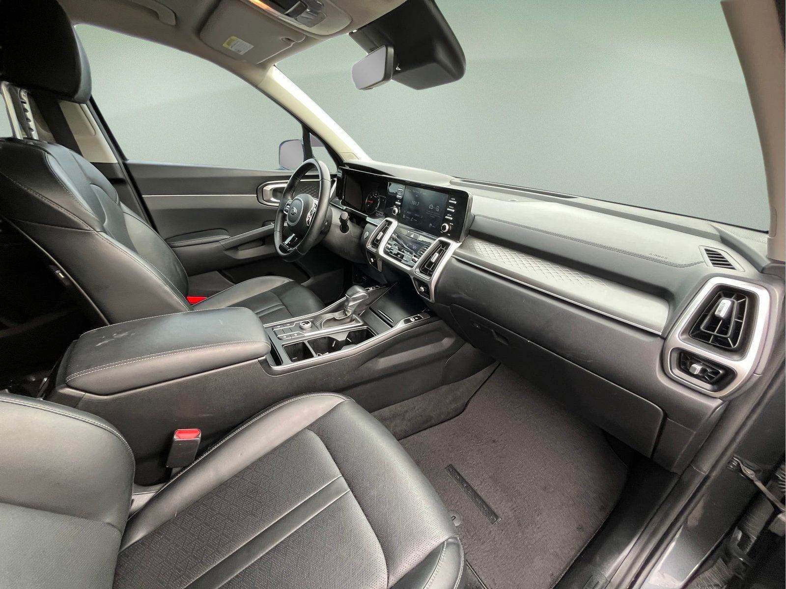 Used 2021 Kia Sorento S AWD/4WD image 36