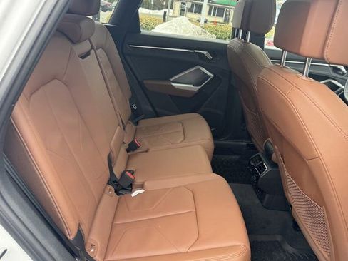 Certified 2025 Audi Q3 2.0T Premium w/ Convenience Package image 30