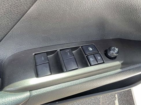 Used 2022 Toyota Camry LE FWD image 17