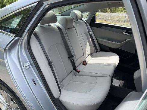 Used 2016 Hyundai Sonata SE FWD image 13