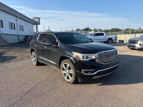 Used 2019 GMC Acadia Denali w/ Technology Package AWD/4WD image 1