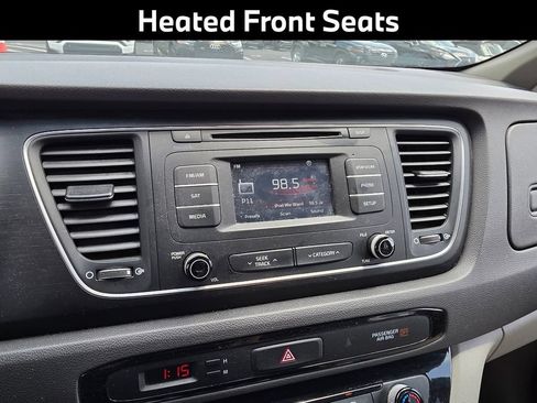 Used 2015 Kia Sedona LX w/ LX Convenience Package FWD image 13