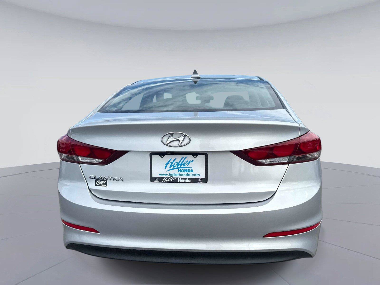 Used 2018 Hyundai Elantra SEL FWD image 5
