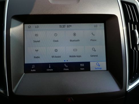 Used 2020 Ford Edge Titanium AWD/4WD image 31