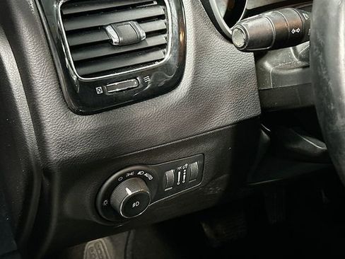 Used 2018 Jeep Compass Limited w/ Navigation Group image 10