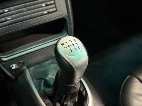 Used 2003 Porsche 911 Carrera 4 AWD/4WD image 74