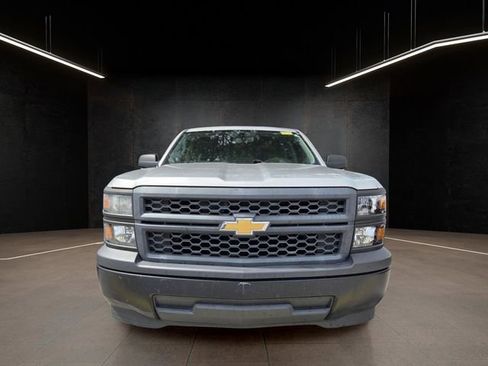 Used 2015 Chevrolet Silverado 1500 W/T RWD image 2