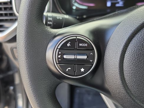 Certified 2023 Kia Soul LX FWD image 28