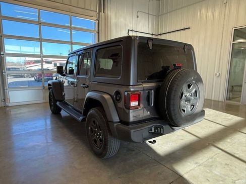 Used 2024 Jeep Wrangler Sport image 4