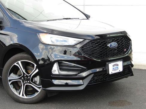 Used 2023 Ford Edge ST AWD/4WD image 5