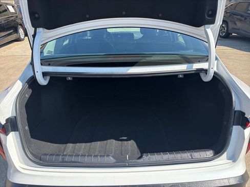 Used 2025 Kia K4 LXS image 30