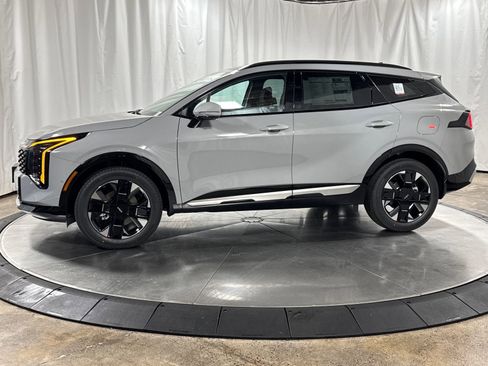 New 2026 Kia Sportage SX AWD/4WD image 3