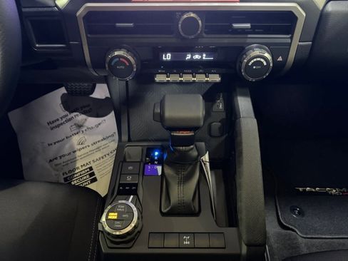 New 2025 Toyota Tacoma TRD Off-Road image 11