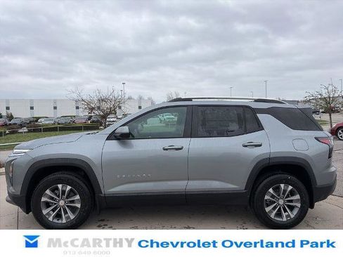 New 2026 Chevrolet Equinox LT AWD/4WD image 5