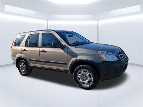 Used 2005 Honda CR-V LX image 2