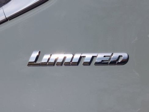 Used 2024 Toyota Tundra Limited AWD/4WD image 35