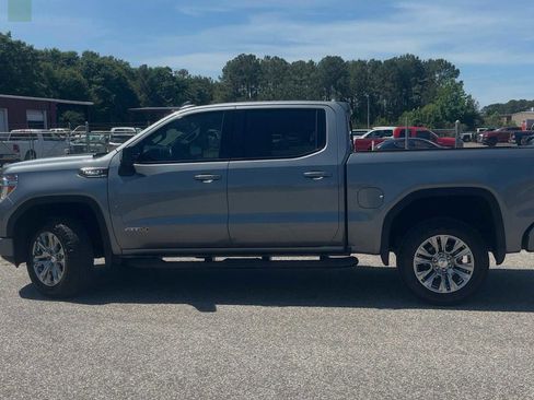 Used 2019 GMC Sierra 1500 AT4 w/ AT4 Preferred Package AWD/4WD image 4