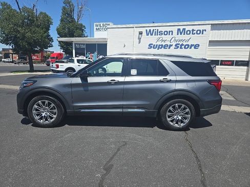 Used 2026 Ford Explorer Platinum AWD/4WD image 8