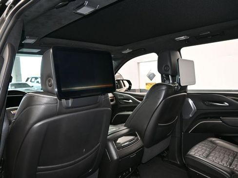 Used 2021 Cadillac Escalade ESV Sport Platinum image 53