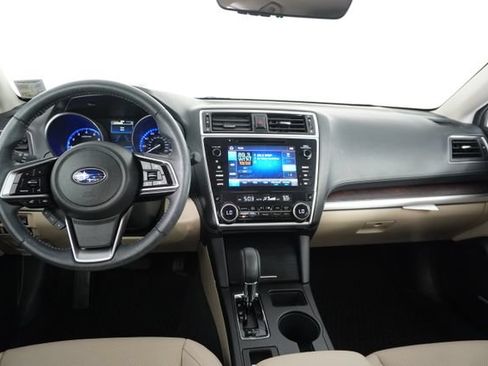 Used 2019 Subaru Outback 2.5i Limited AWD/4WD image 35