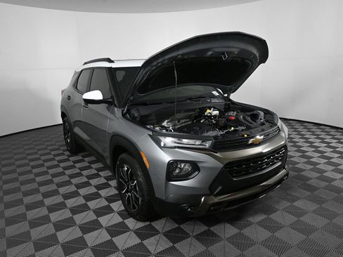 Used 2023 Chevrolet TrailBlazer ACTIV w/ Sun and Liftgate Package image 32