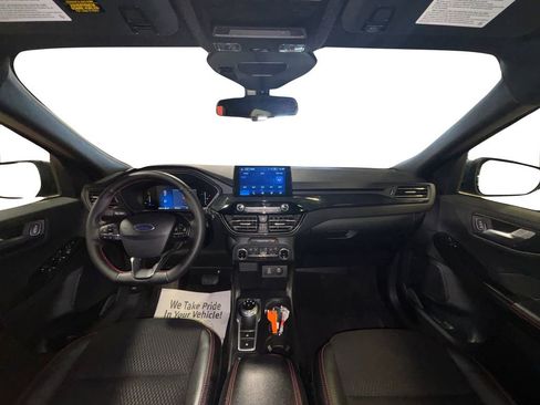 Certified 2025 Ford Escape ST-Line image 19