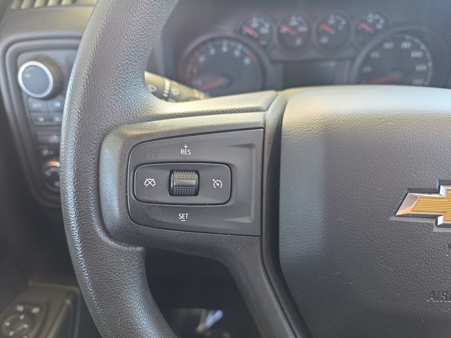 Used 2021 Chevrolet Silverado 1500 Custom AWD/4WD image 16