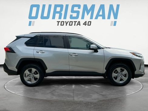 Used 2025 Toyota RAV4 XLE AWD/4WD image 8