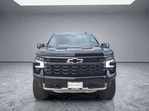 Used 2024 Chevrolet Silverado 1500 ZR2 w/ Technology Package AWD/4WD image 2