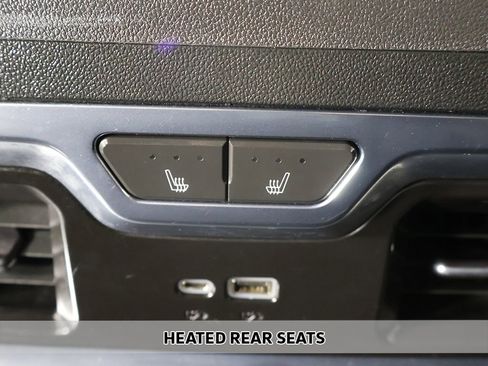 Used 2023 Chevrolet Silverado 1500 High Country w/ LPO, Dark Essentials Package AWD/4WD image 11
