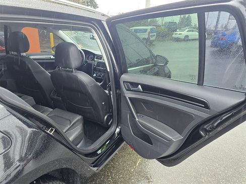 Used 2015 Volkswagen Golf TDI SEL w/ Lighting Package (SEL) image 14