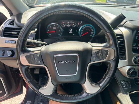 Used 2019 GMC Yukon XL Denali RWD image 17