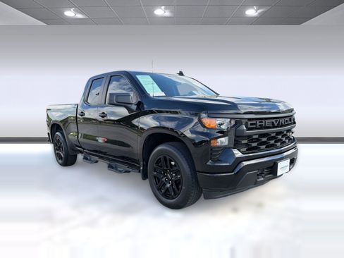 Certified 2023 Chevrolet Silverado 1500 Custom w/ LPO, Dark Essentials Package RWD image 6