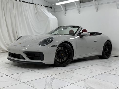 Certified 2024 Porsche 911 Carrera GTS RWD image 7