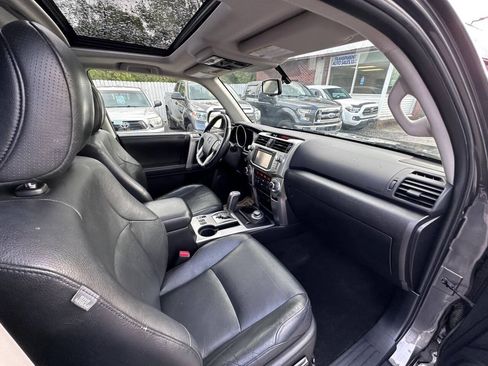 Used 2012 Toyota 4Runner Limited AWD/4WD image 14