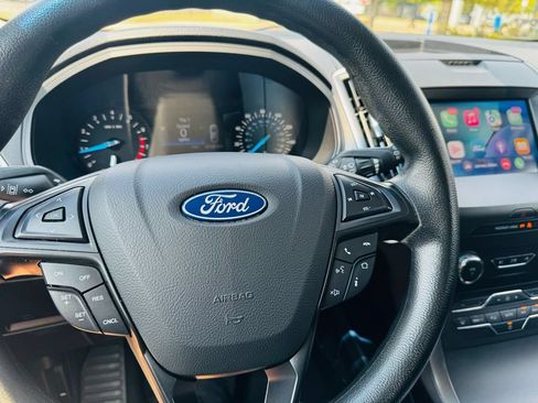 Used 2020 Ford Edge SE FWD image 17