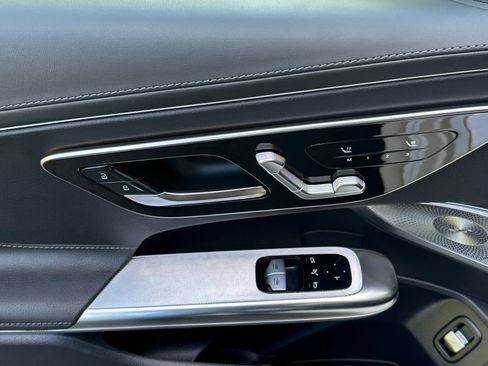 Certified 2024 Mercedes-Benz CLE 300 4MATIC Coupe image 11
