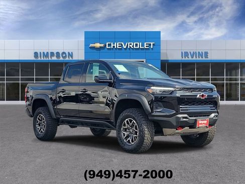 Used 2025 Chevrolet Colorado ZR2 AWD/4WD image 1